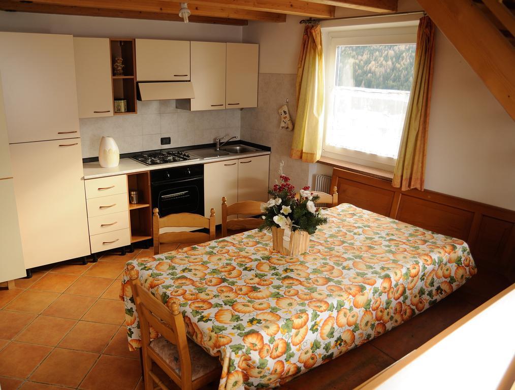 Roe Apartment